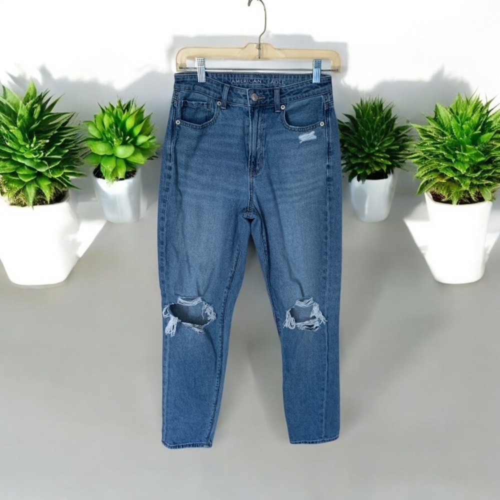 American Eagle Mom Jeans Ripped Knee Comfort‎ Stretch Denim Blue Size 2 mom jean
